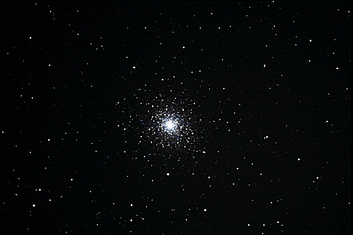 M92 1500mm f4,3 4.05.08 25x80sec.EOS 30D.jpg